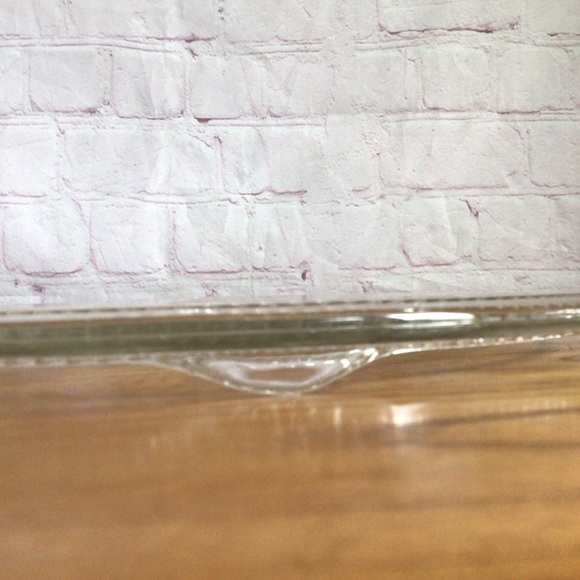 Vintage Clear Glass Ribbed Starburst Serveware Platter - Picture 5 of 6